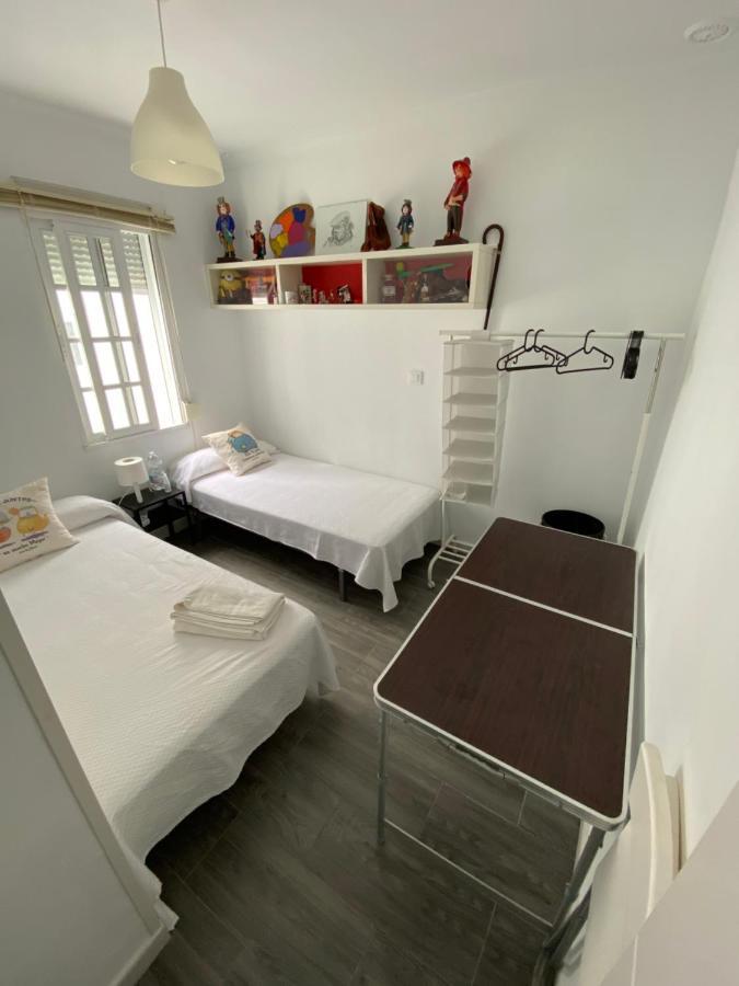Habitaciones La Vina Cadix Extérieur photo