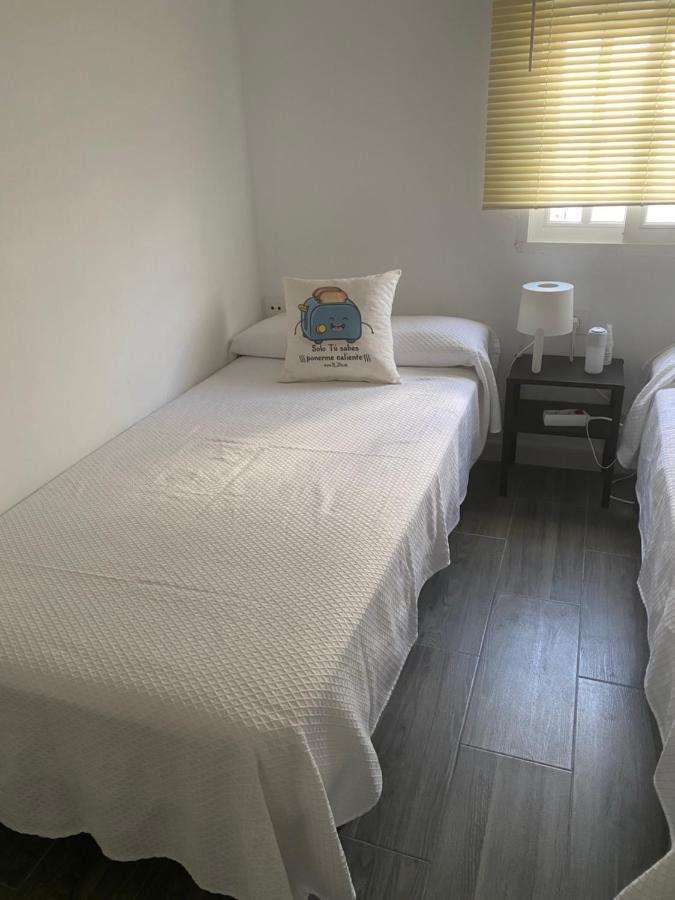 Habitaciones La Vina Cadix Extérieur photo