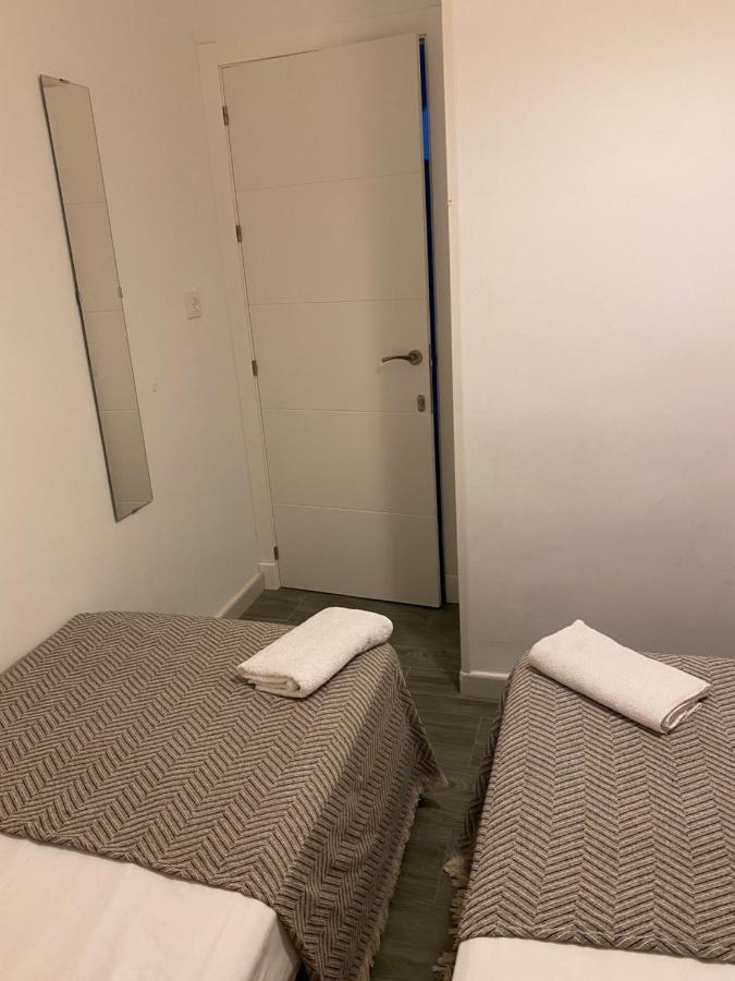 Habitaciones La Vina Cadix Extérieur photo